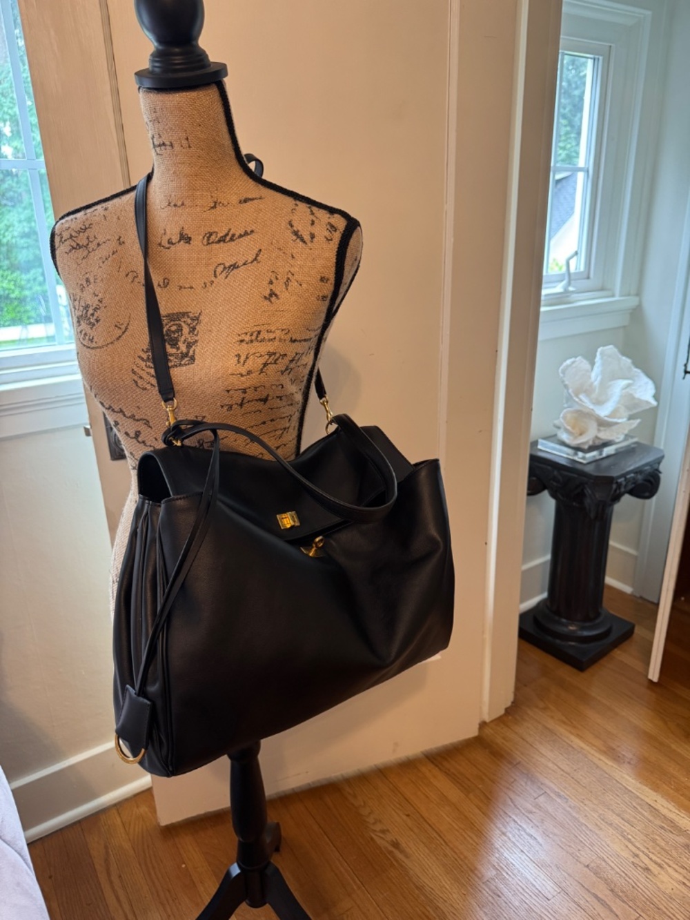 BALENCIAGA Rodeo Large Black Smooth Calfskin Top Handle Bag; Aged Gold Hardware - Picture 3 of 16
